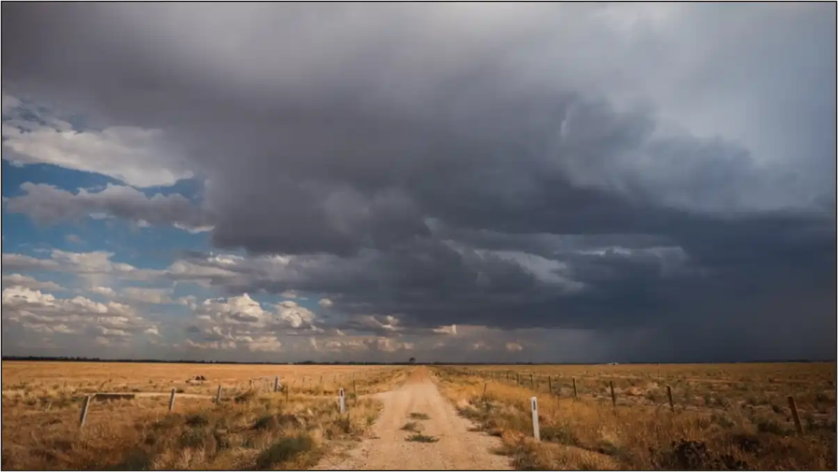 Cuaca Perjalanan Yang Sering Bikin Panik Ini Antisipasinya